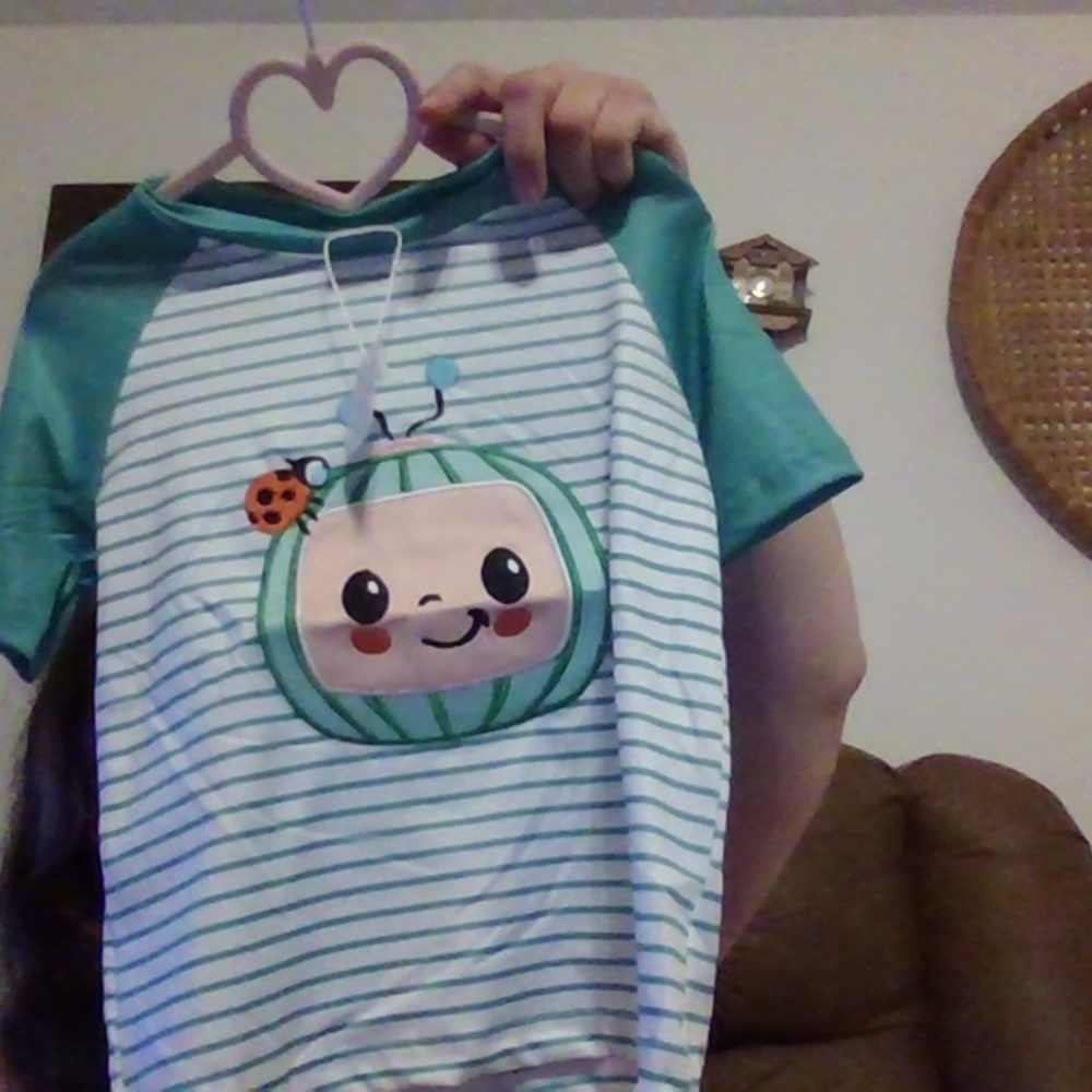 boys tshirt